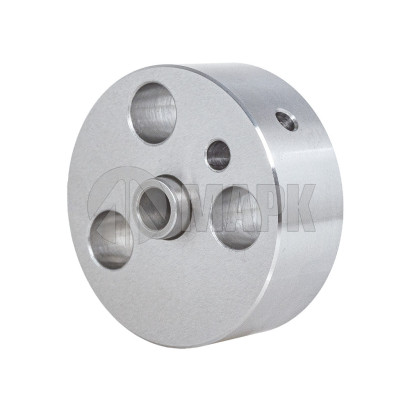 3695589 Ось промежуточной шестерни малой Cummins ISG12 3697663