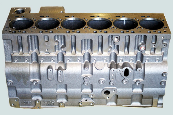 Блок цилиндров V=8.9. ( L ) DCEC 4946152/5260557