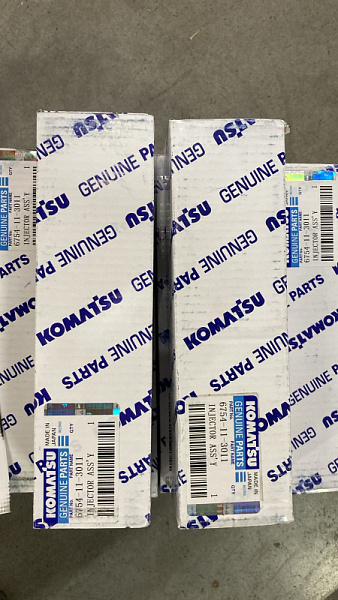 Форсунка топливная KOMATSU QSB  0445120231 0445120059