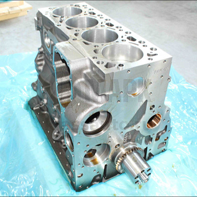 Сервисный двигатель 4ISB4.5 (EURO4/5) третьей комплектности (short block) 5475077